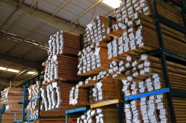 向假冒偽劣鋁材產(chǎn)品重拳出擊！中亞鋁業(yè)教你如何辨別真假！(圖5)