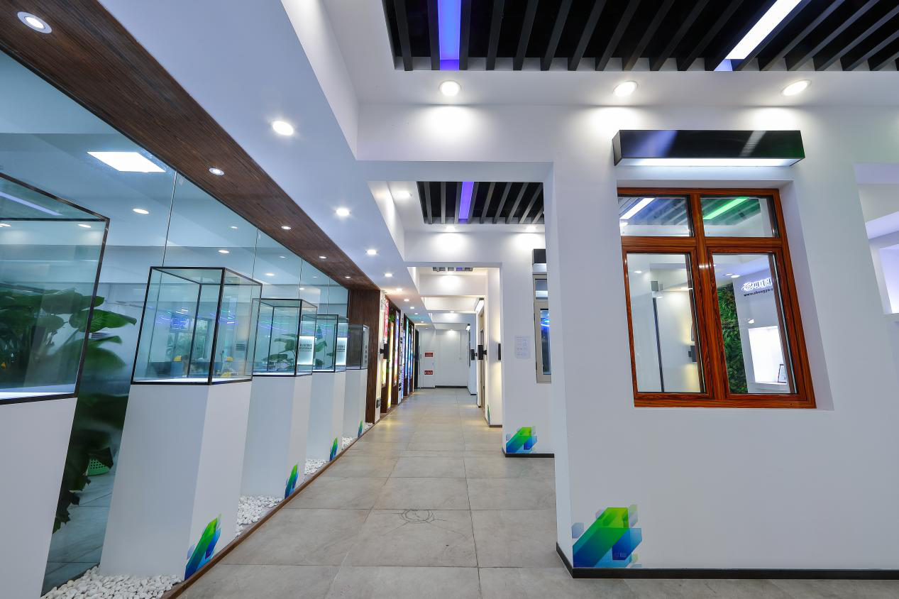 雷雨臺(tái)風(fēng)天來襲，你家門窗能“頂住”嗎？(圖4)