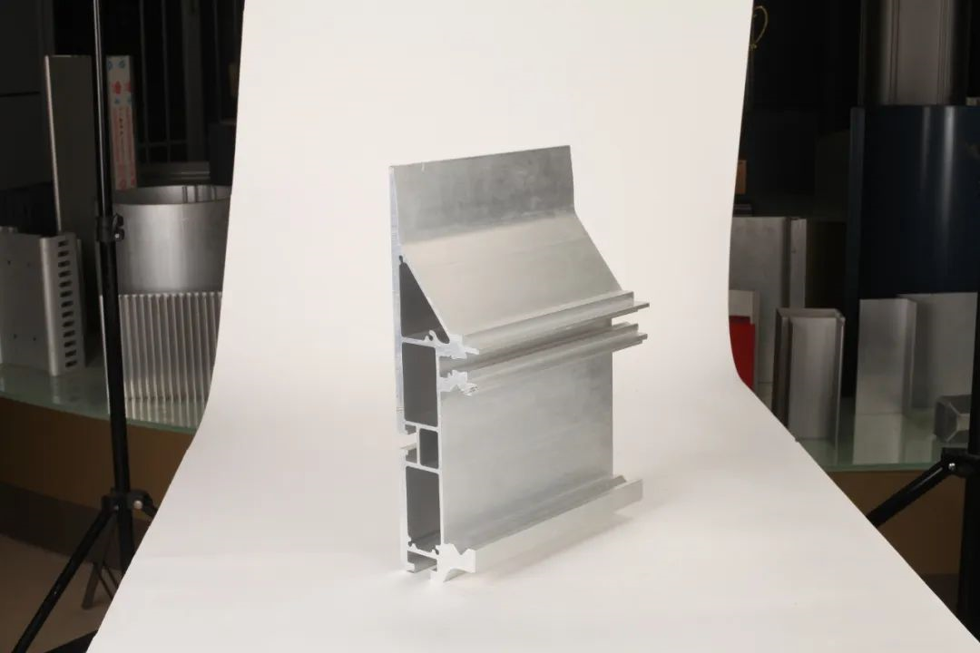 工業(yè)鋁型材可根據(jù)哪些方面進(jìn)行選型？中亞鋁業(yè)告訴你！(圖3)