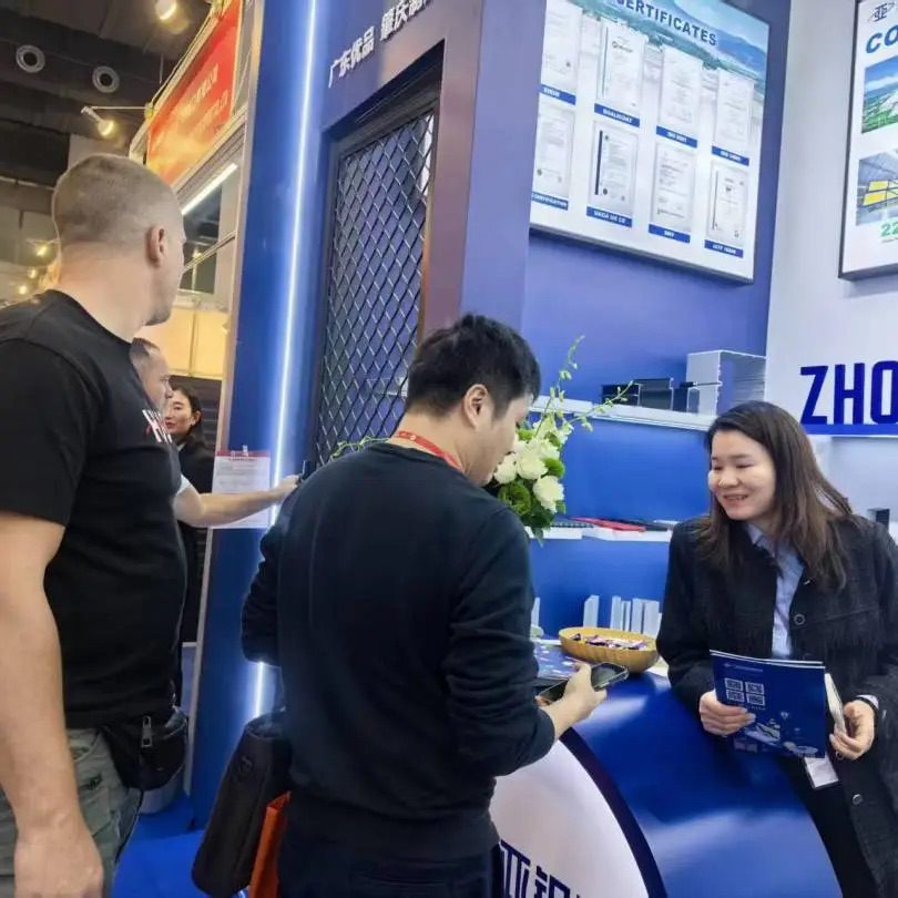 中亞鋁業(yè) “鋁” 光閃耀：廣交會首日現(xiàn)場搶“鮮”看！(圖6)